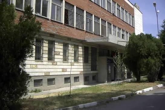 Пиян мъж от Разград прескочи оградата на майка си и наруши съдебна заповед