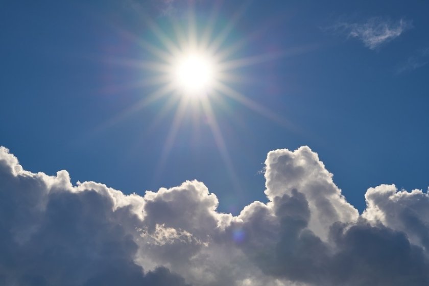 Слънчево начало, облаци следобед: какво време чака Разградско в сряда