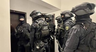 ГДБОП удари група за сексуална експлоатация: 8 арестувани, разследват и пране на пари