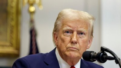 Доналд Тръмп не изключва изпращането на американски войски в Иран