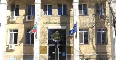 Зад решетките на закона: шестокласници влязоха в Районния съд в Разград