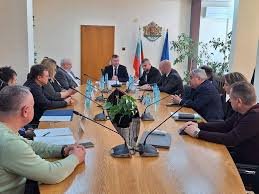 Разград даде старт на подготовката за изборите: приети са удостоверенията за гласуване на друго място